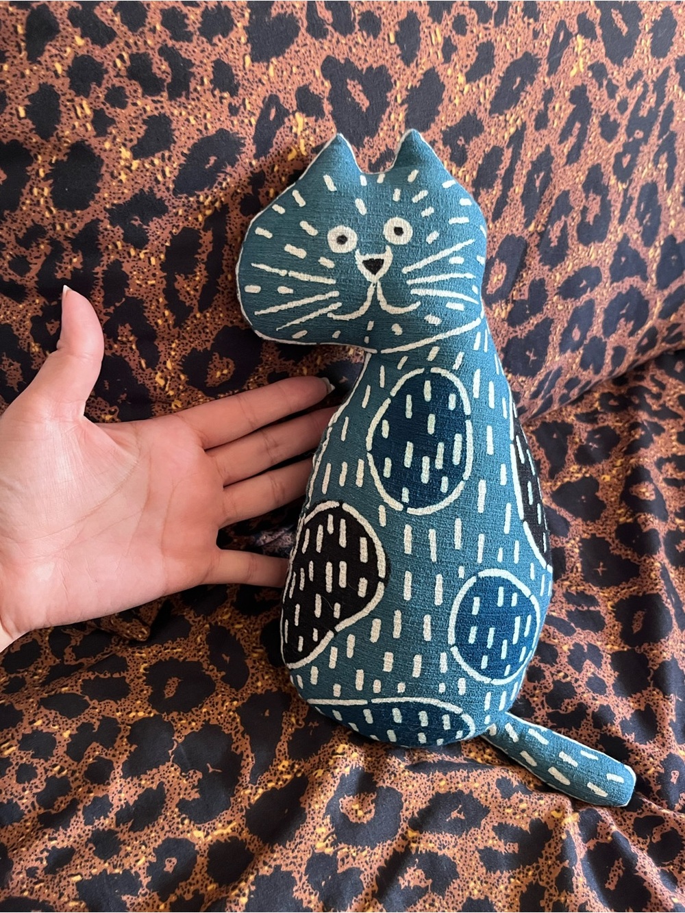 Plush Teal Patterned Cat Toy for Cats - Soft Interactive Play